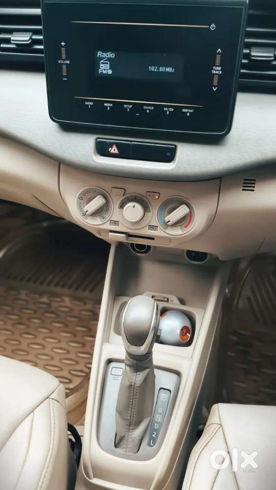 Maruti Suzuki Ertiga Vxi At, 2019, Petrol