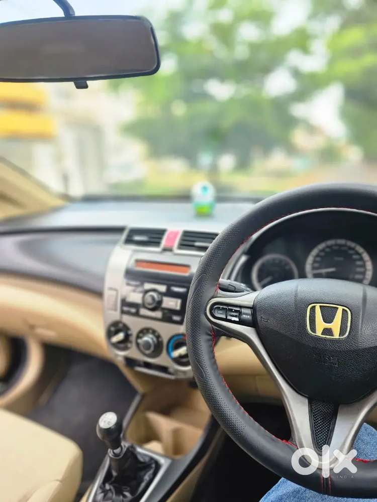 Honda City Zx 2012 Petrol Well Maintained
