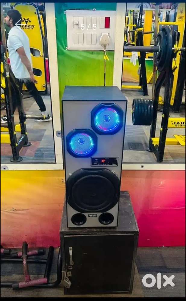 Sub woofer 6 month old A1 condition me hai climax company ka hai