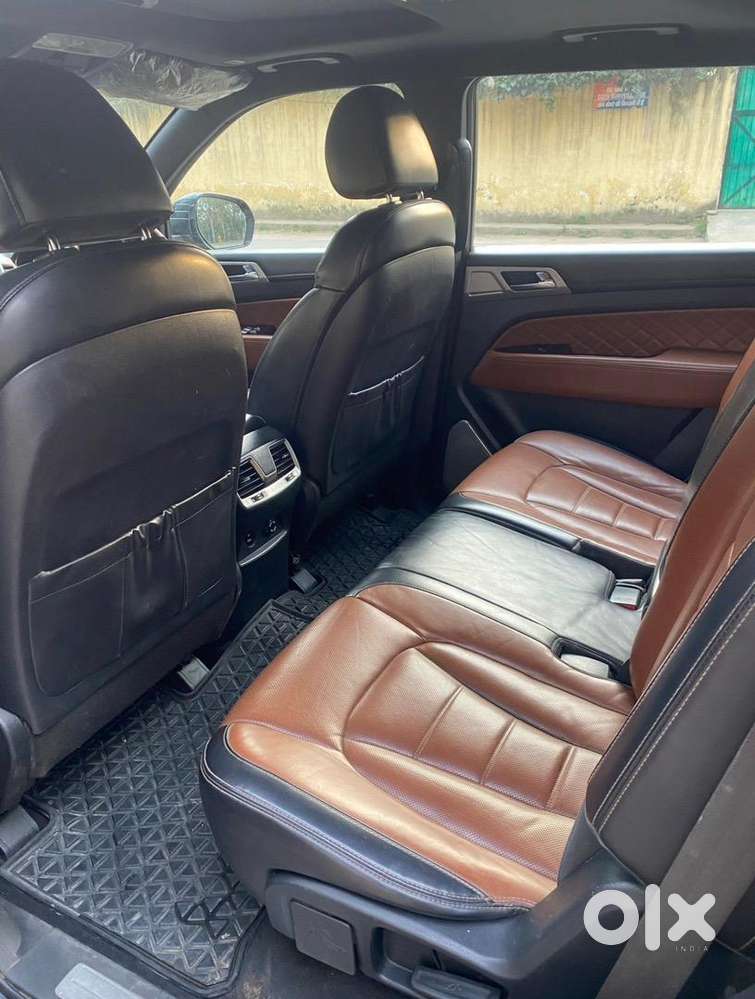 Mahindra Alturas G4 Diesel Well Maintained