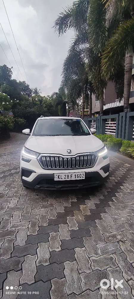 Skoda Kushaq Active Plus (20930 Kms)manual