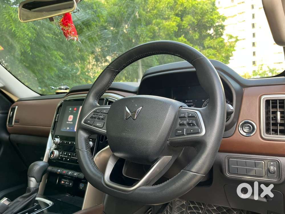 Mahindra Scorpio N Z8 Petrol At 7 Str, 2025, Petrol
