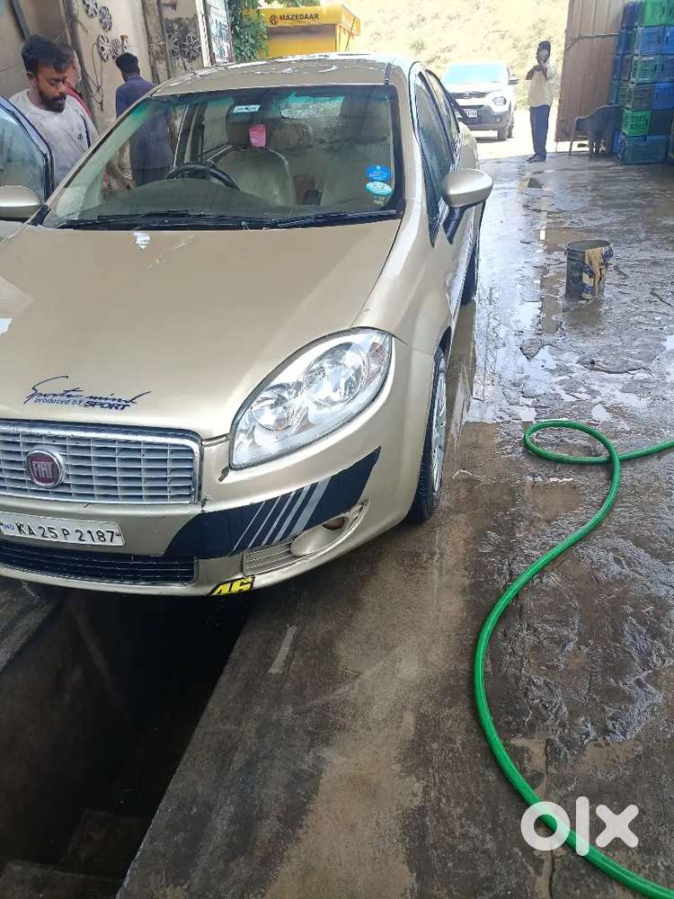 Fiat Linea 2009 Diesel 80000 Km Driven