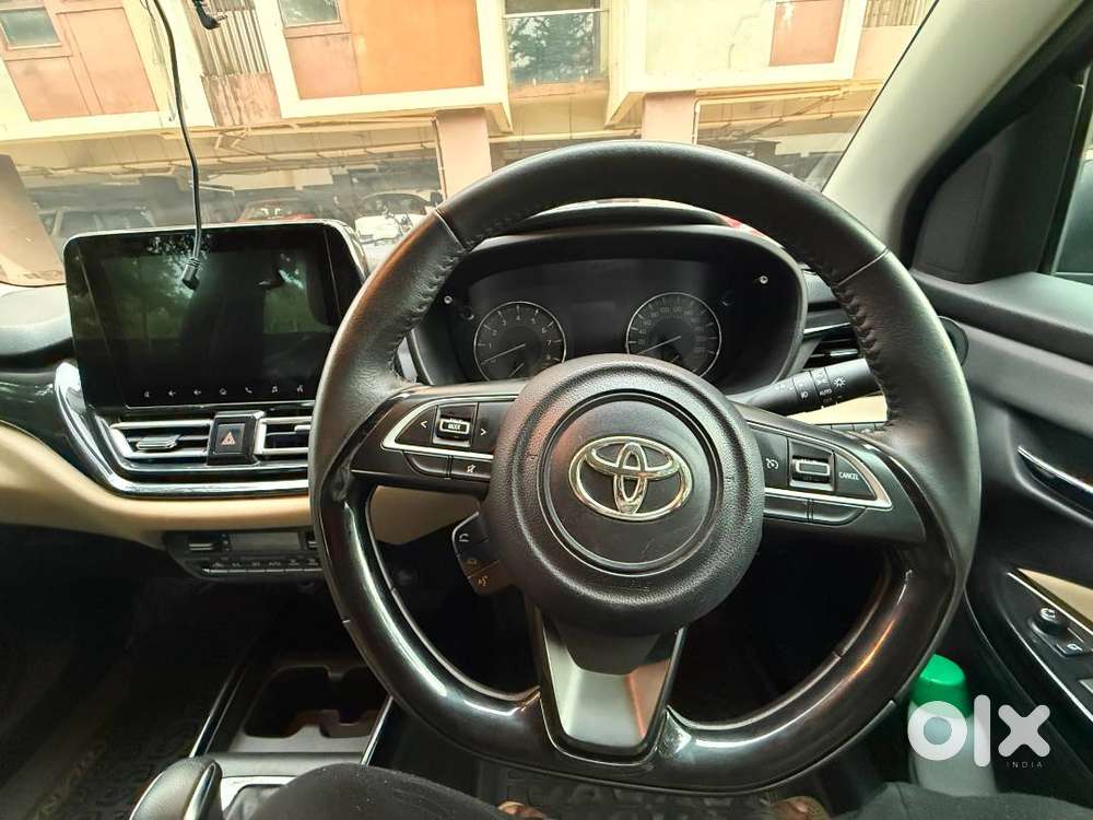 2025 Toyota Glanza V Amt Automatic  17,038 Km  First Owner