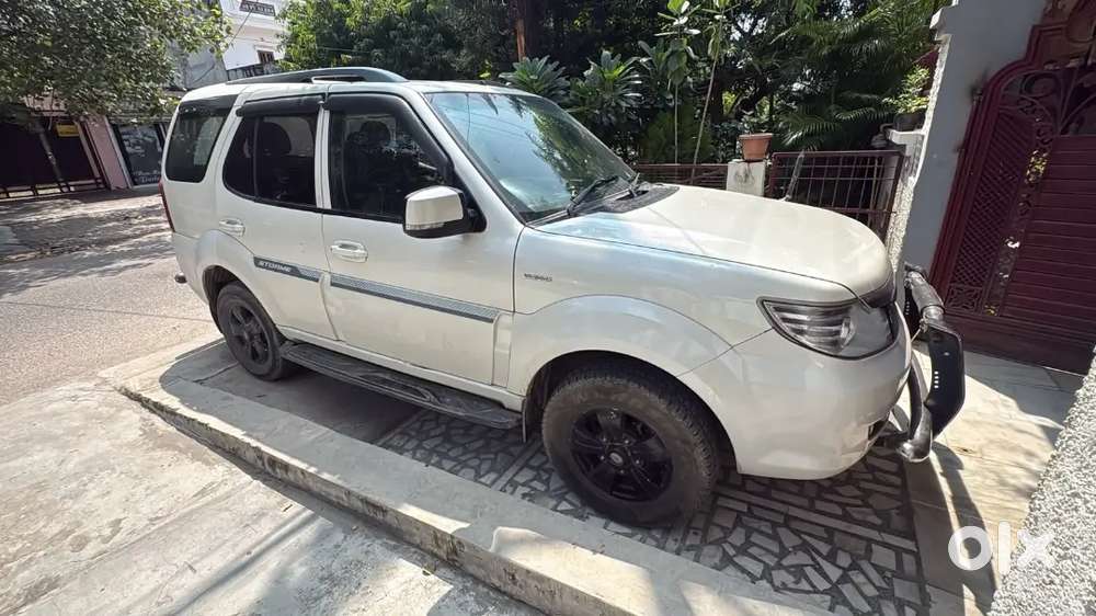 Tata Safari Storme 2016 Diesel Manual Car