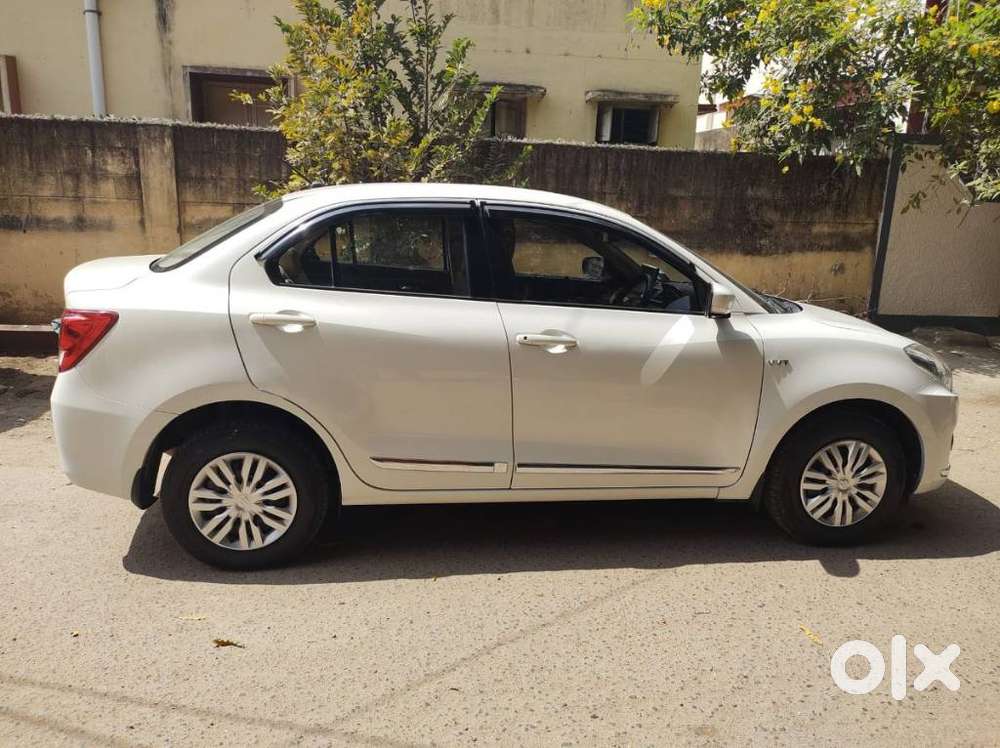 Maruti Suzuki Dzire 1.2 Vxi Amt, 2018, Petrol