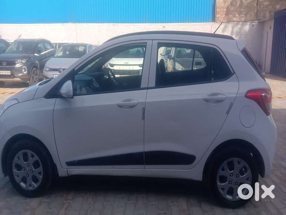 Hyundai Grand I10 1.2 Kappa Sportz, 2015, Petrol