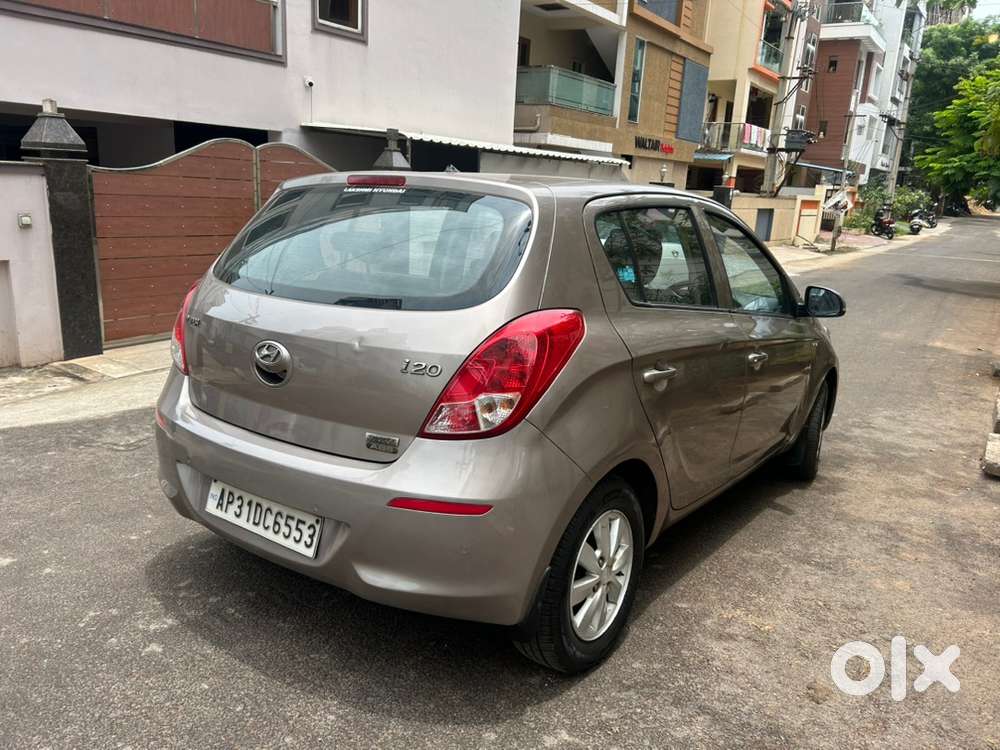 Hyundai I20 Sportz Petrol 2012