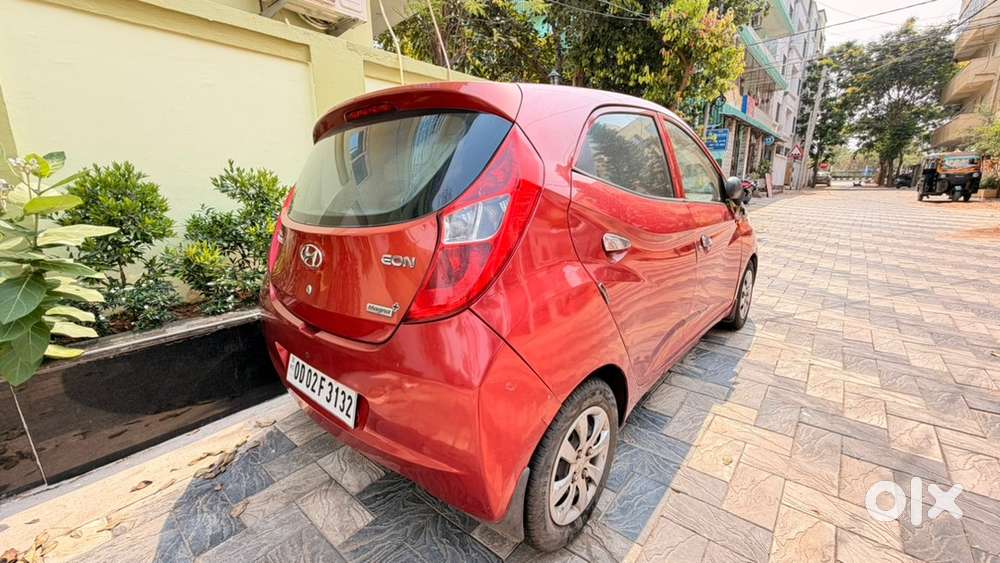 Hyundai Eon 2013 Petrol Well Maintained