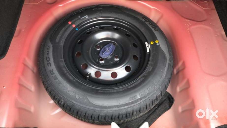 Maruti Suzuki Dzire Vxi Ags, 2021, Petrol