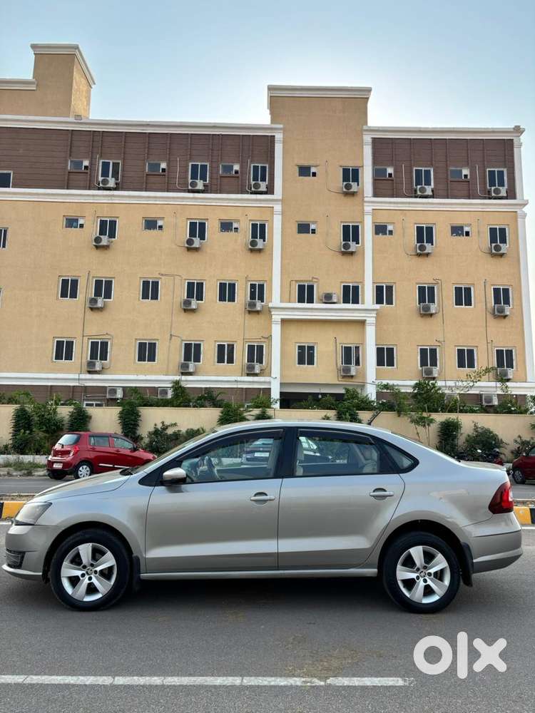 Skoda Rapid 1.5 Tdi Style/1.5 At Style, 2017, Diesel