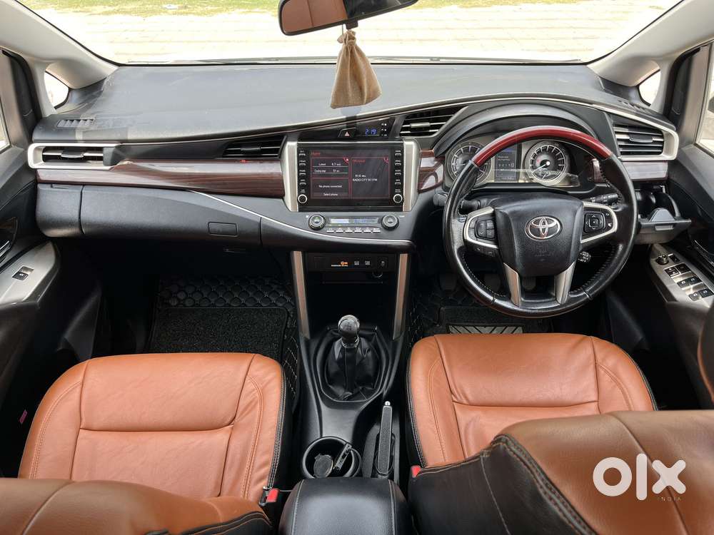 Toyota Innova Crysta [2020-ongoing] 2.7 Vx 7 Str, 2022, Petrol
