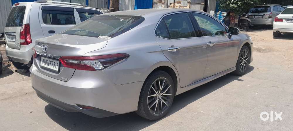 Toyota Camry 2.5 Hybrid, 2023, Cng & Hybrids