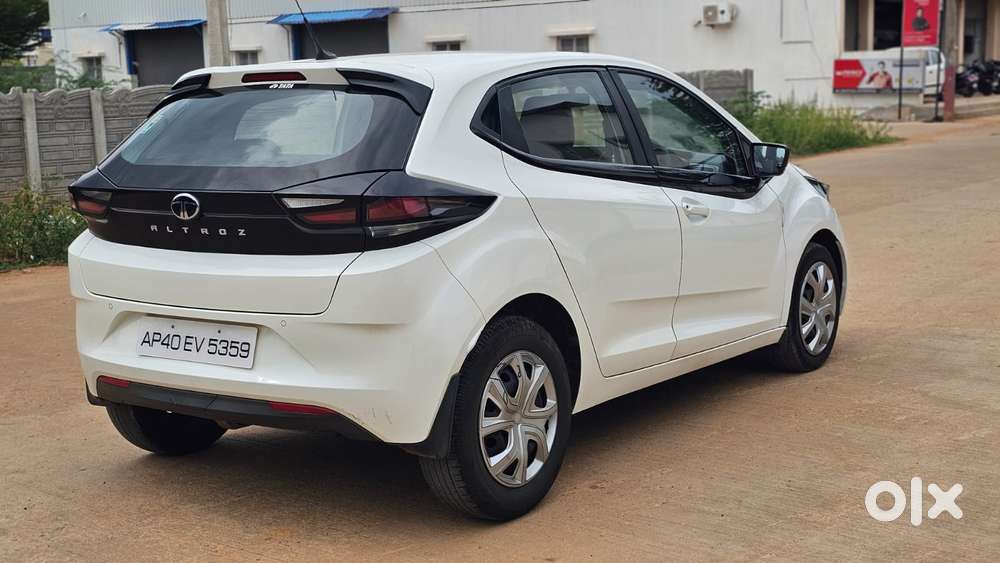 Tata Altroz 1.2 Xm Plus, 2024, Diesel