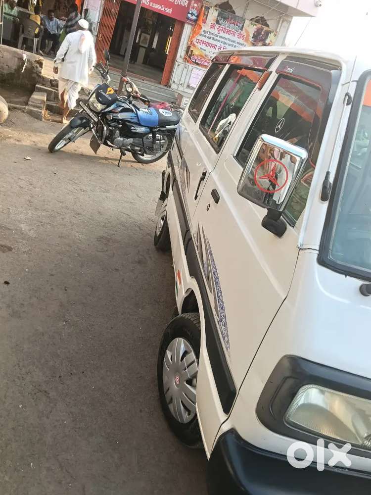 Maruti Suzuki Omni 2013
