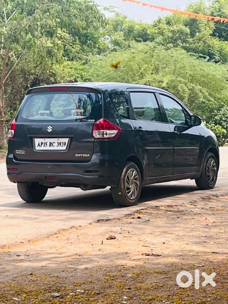 Maruti Suzuki Ertiga 2012 Vdi Diesel  Excellent Condition Family Car