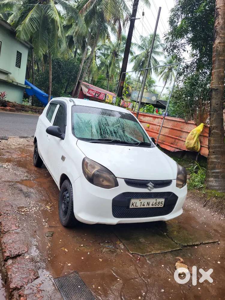 Maruti Suzuki Alto 800 2013 No Replace. Center Lock New Tayers