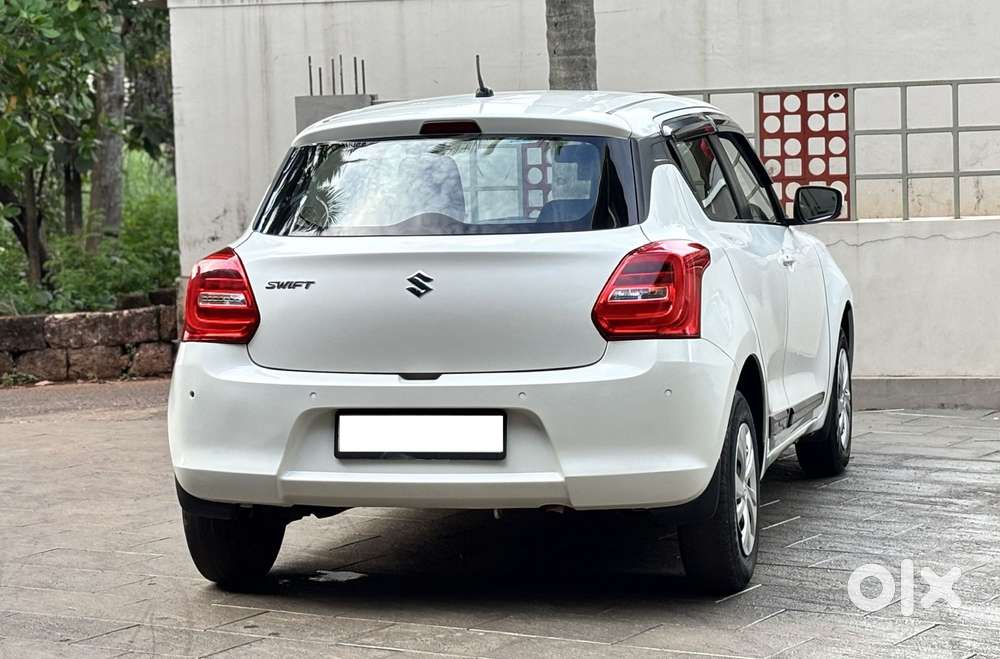 Maruti Suzuki Swift 1.2 Vxi (o), 2023, Petrol