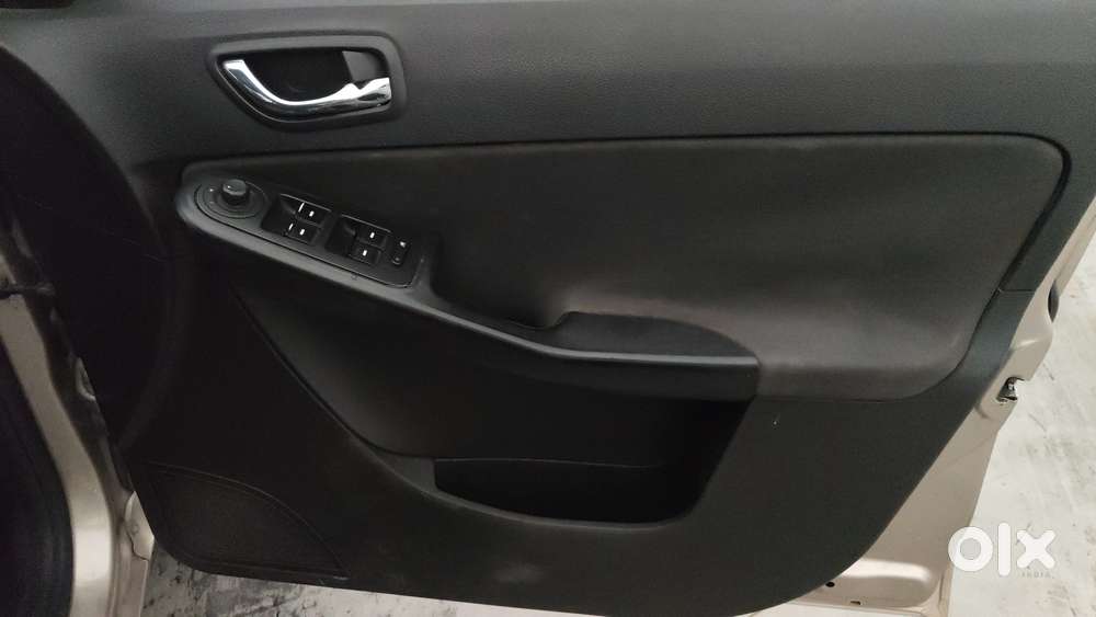 Tata Zest 1.2 Revotron Xt, 2015, Petrol