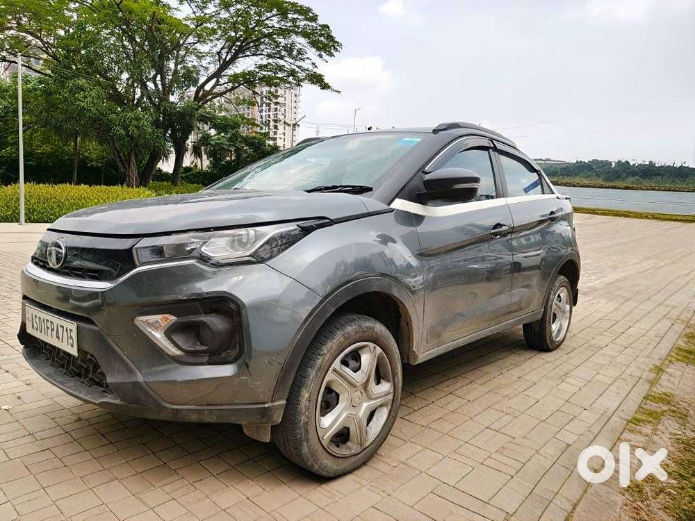Tata Nexon 1.5 Revotorq Xm (s), 2023, Diesel