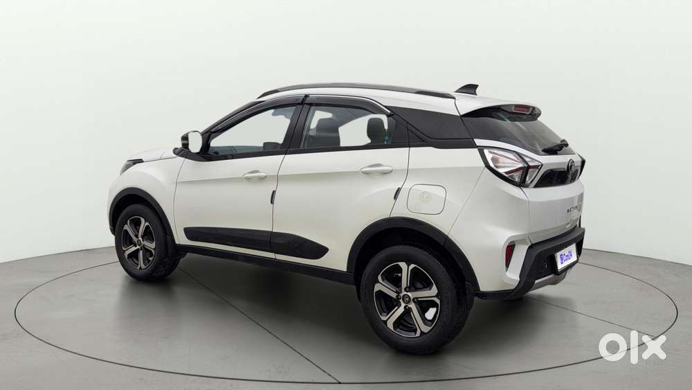 Tata Nexon 1.2 Revotron Xza Plus, 2022, Petrol