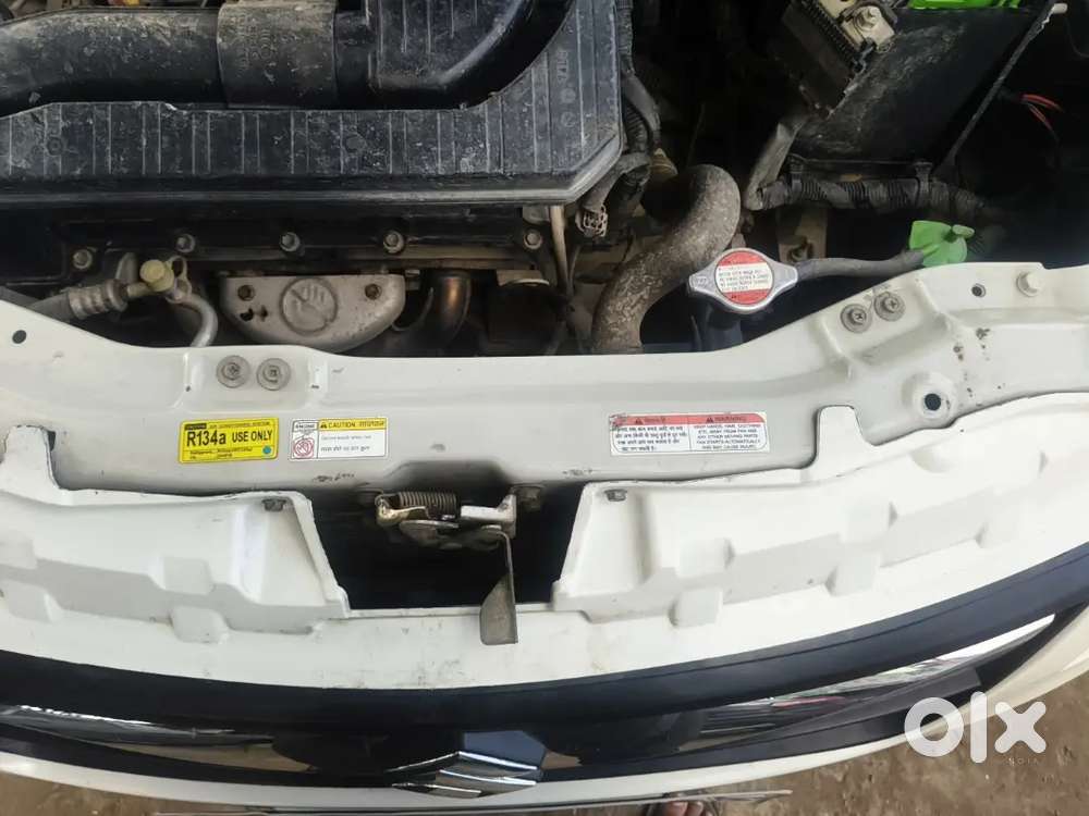 Maruti Suzuki Swift Lxi 2015 Option Petrol Manual