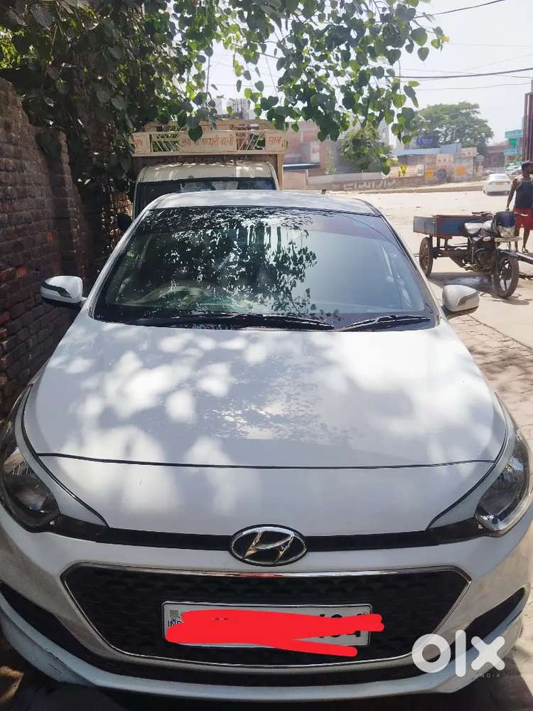 Hyundai Elite I20 2016 Petrol 125000 Km Driven