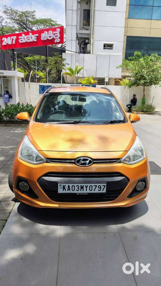 Hyundai Grand I10 Sportz, 2016, Petrol