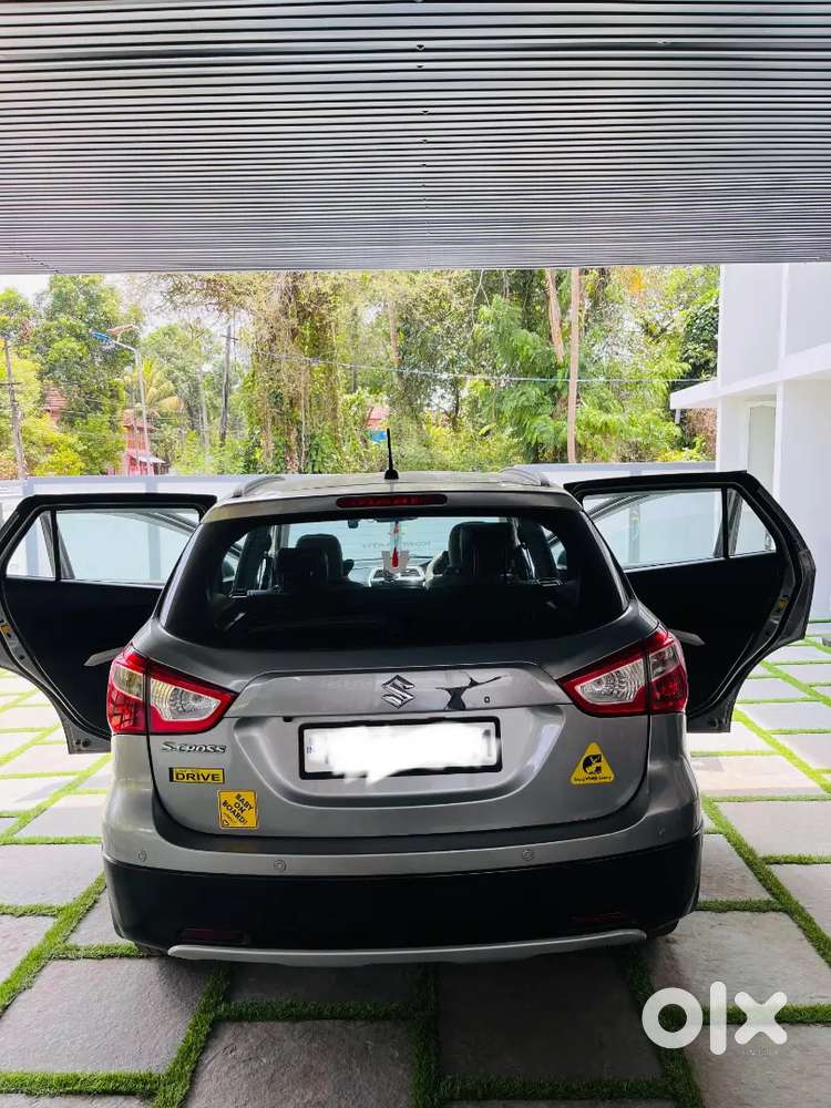 (argent Sale)- Maruti Suzuki S-cross 2016 Diesel Manual