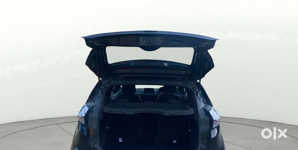 Tata Nexon 1.2 Revotron Xz, 2022, Petrol