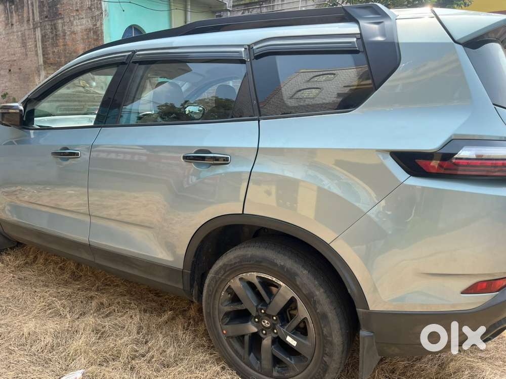Excellent Condition With Timely Showroom Service