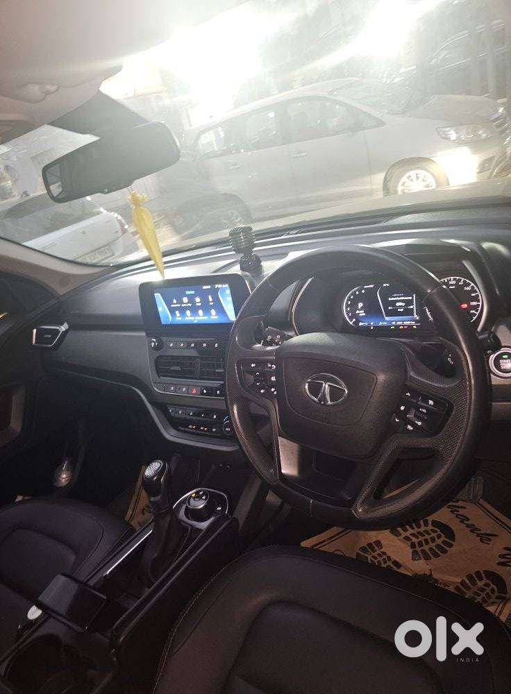 Tata Harrier 2.0 Xza Sunroof Dark Edition, 2020, Diesel