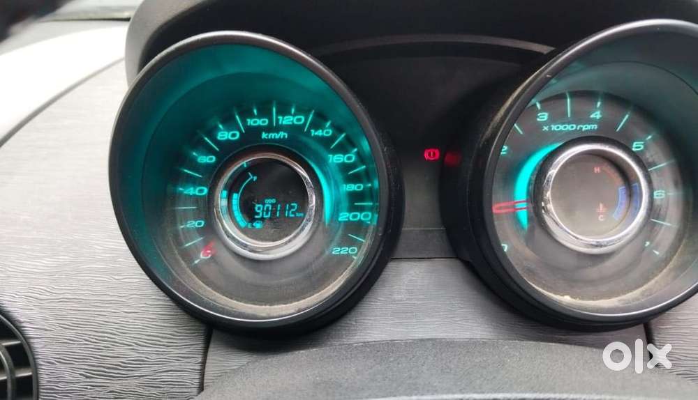 Mahindra Xuv500 W4, 2015, Diesel