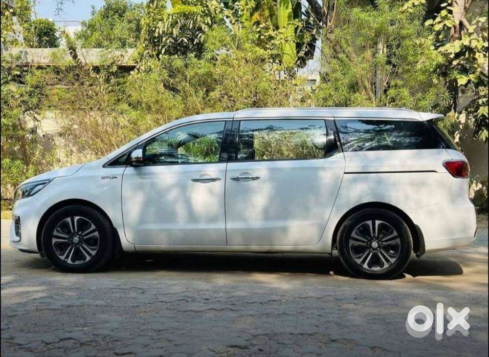 Kia Carnival Limousine Plus 7 Str, 2020, Diesel