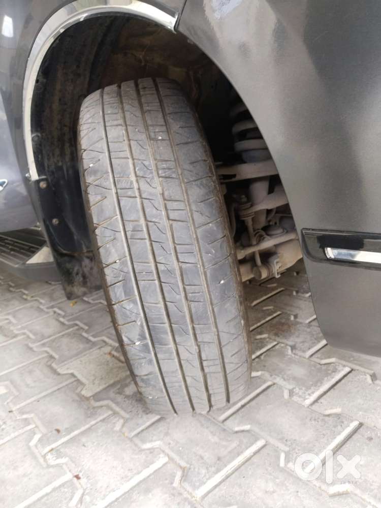 Toyota Innova Crysta [2020-ongoing] 2.4 Vx 7 Str, 2022, Diesel