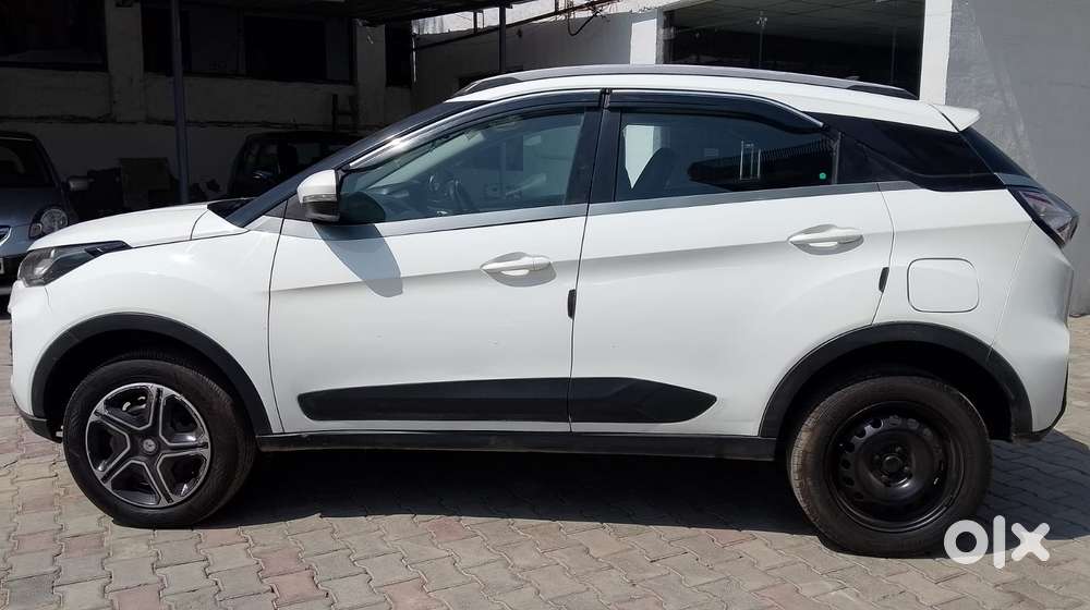 Tata Nexon 1.2 Revotron Xm (s), 2021, Petrol