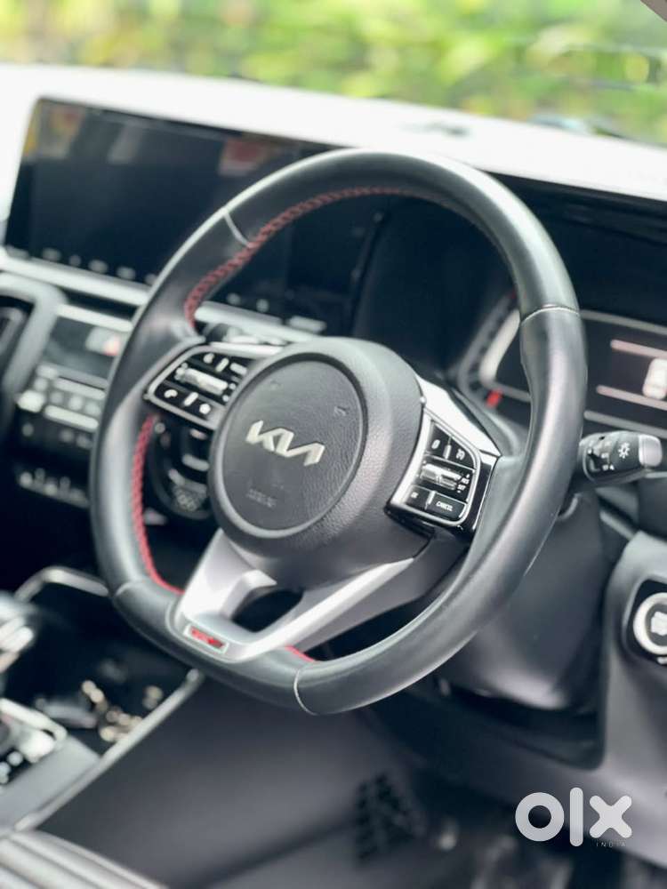 Kia Sonet, 2021, Petrol
