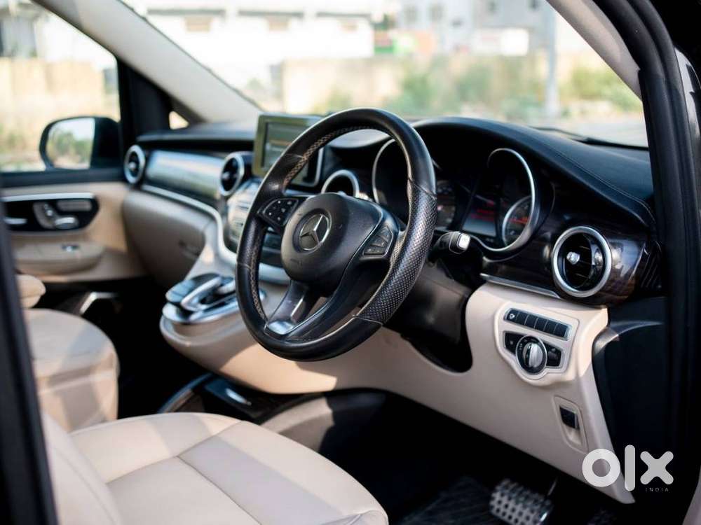 Mercedes-benz V-class 2.1 220 Expression Diesel At, 2019, Diesel