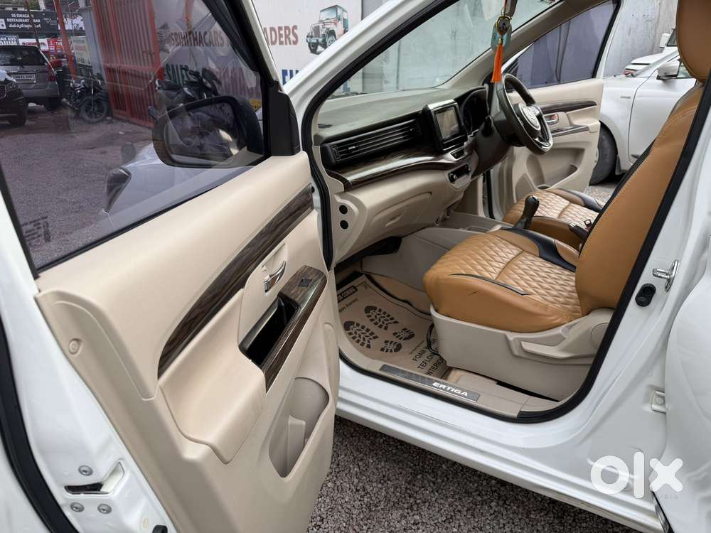 Maruti Suzuki Ertiga Zxi Plus Shvs, 2022, Petrol