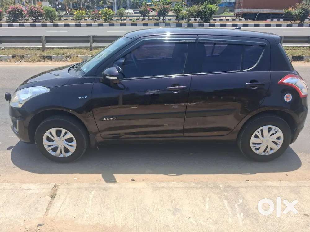 Maruti Suzuki Swift 2015 Petrol 66000 Km Driven