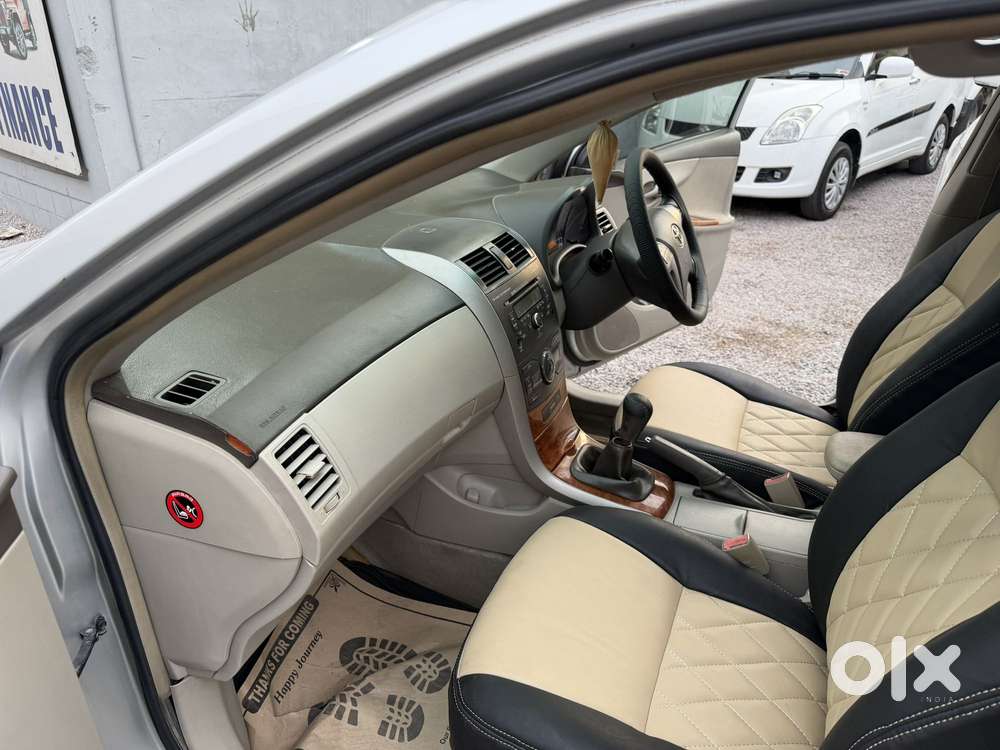Toyota Corolla Altis Gl, 2010, Petrol