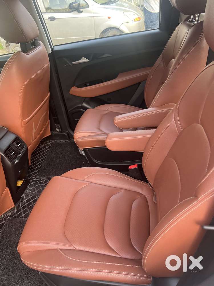 Mg Hector Plus Smart 1.5 Turbo Petrol 7 Str, 2022, Petrol
