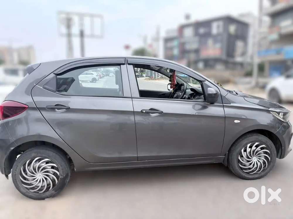 Tata Tiago 1.2 Revotron 2022 Model