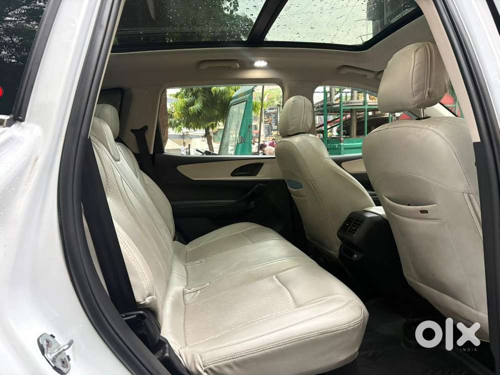 Mahindra Xuv700 2.2 Ax 5 Diesel Mt Str, 2023, Diesel