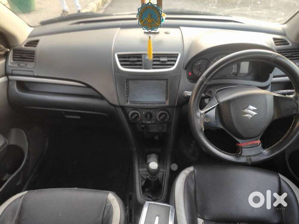 Maruti Suzuki Swift Vxi + Manual, 2015, Petrol