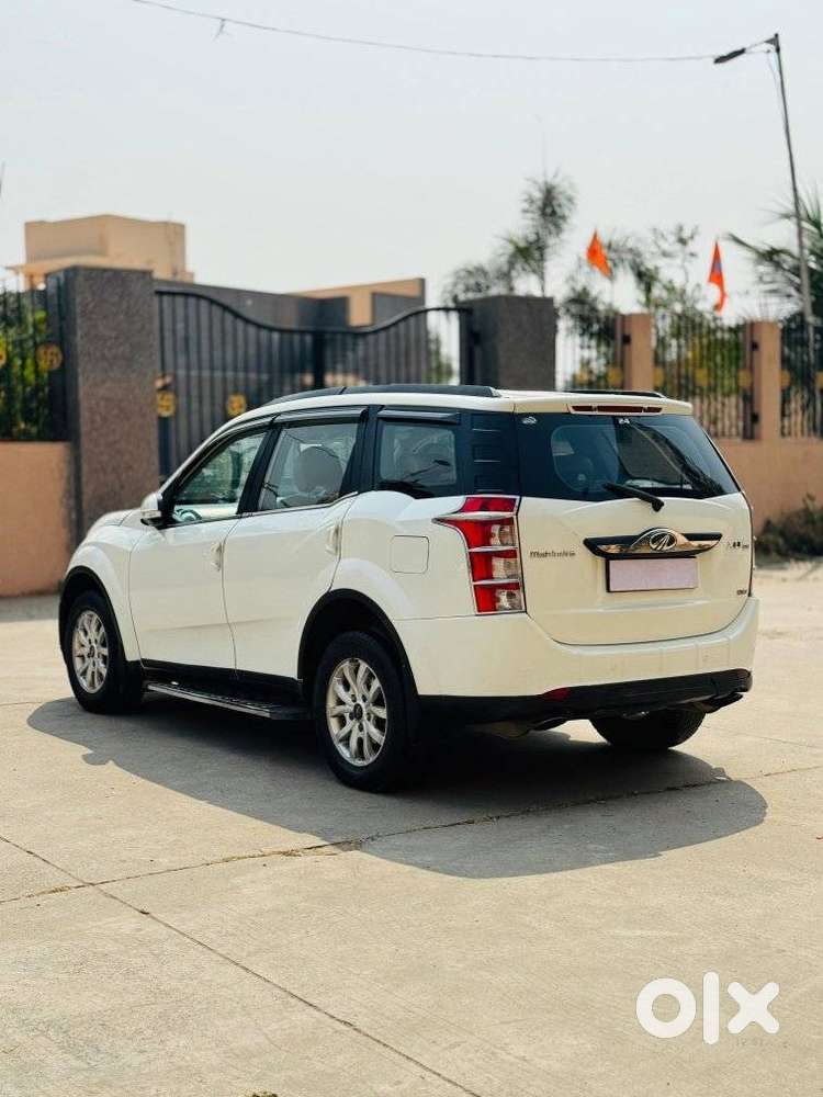 Mahindra Xuv500 2.2 W10 Sportz Edition Mt, 2016, Diesel