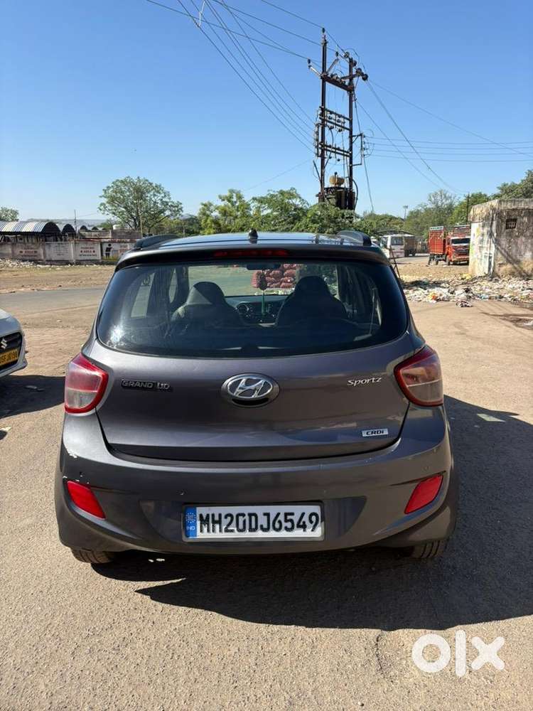 Hyundai Grand I10 2015 Diesel Well Maintained