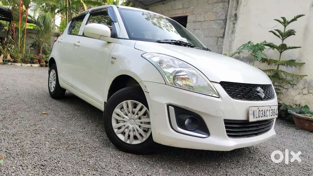 Maruti Suzuki Swift Lxi 2017