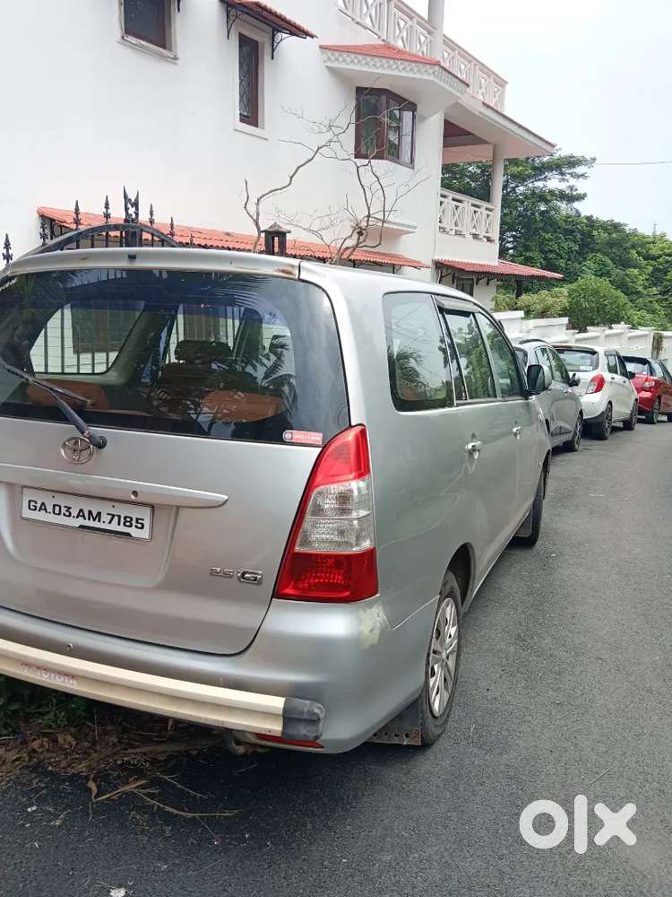 Toyota Innova 2.5 E 2010