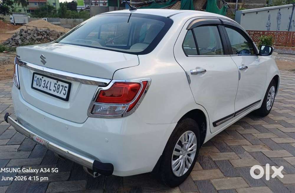 Maruti Suzuki Swift Dzire 1.3 Vxi, 2020, Petrol